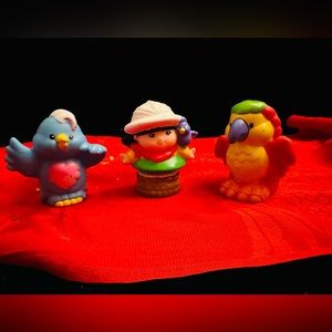 (#106) Little People - Two Birds And The Bird Keeper Lot Of 3